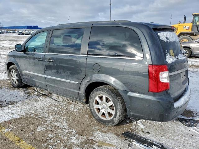 Chrysler Minivan Touring Image 3