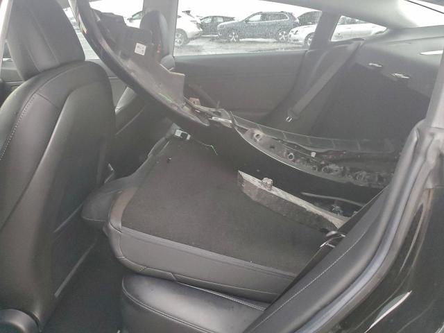 Tesla Model 3 Image 10