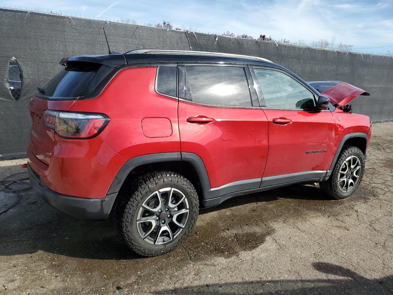 Jeep Compass Trailhawk Image 4