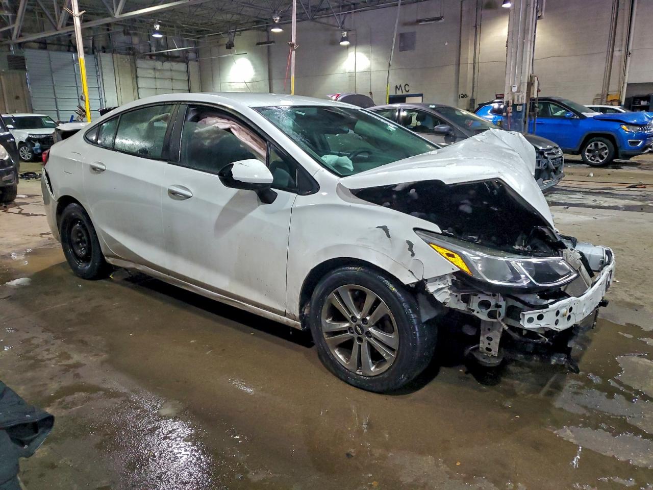 Chevrolet Cruze Ls Image 3