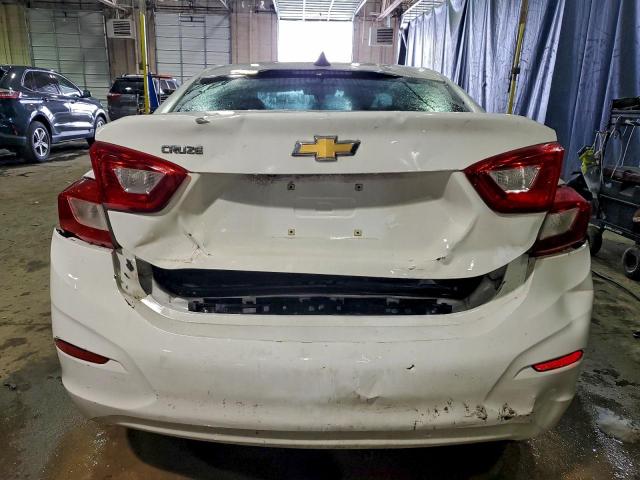 Chevrolet Cruze Ls Image 6