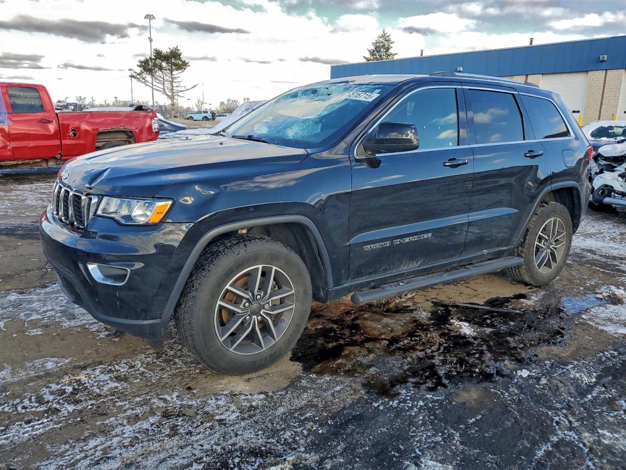 Jeep Grand Cherokee Laredo Image 1