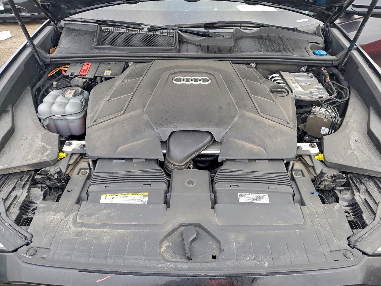 Audi Q8 Premium Plus S-line Image 8