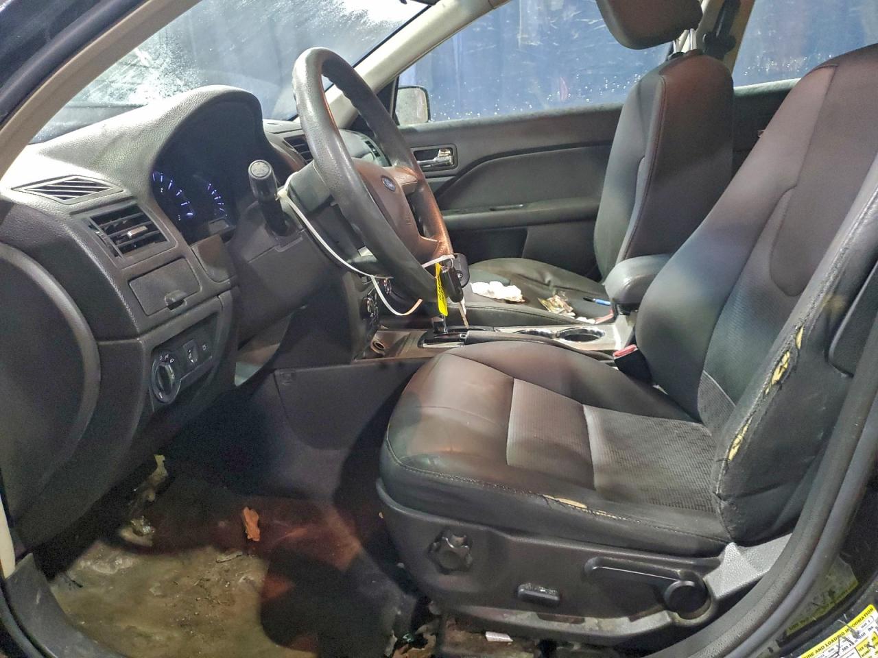 Ford Fusion Se Image 8