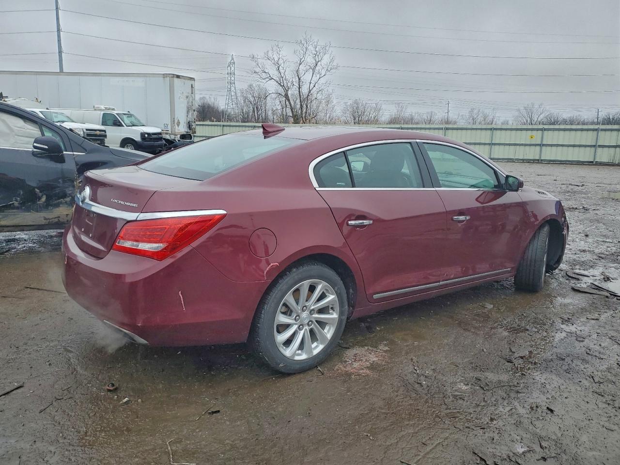 Buick LaCrosse Image 2