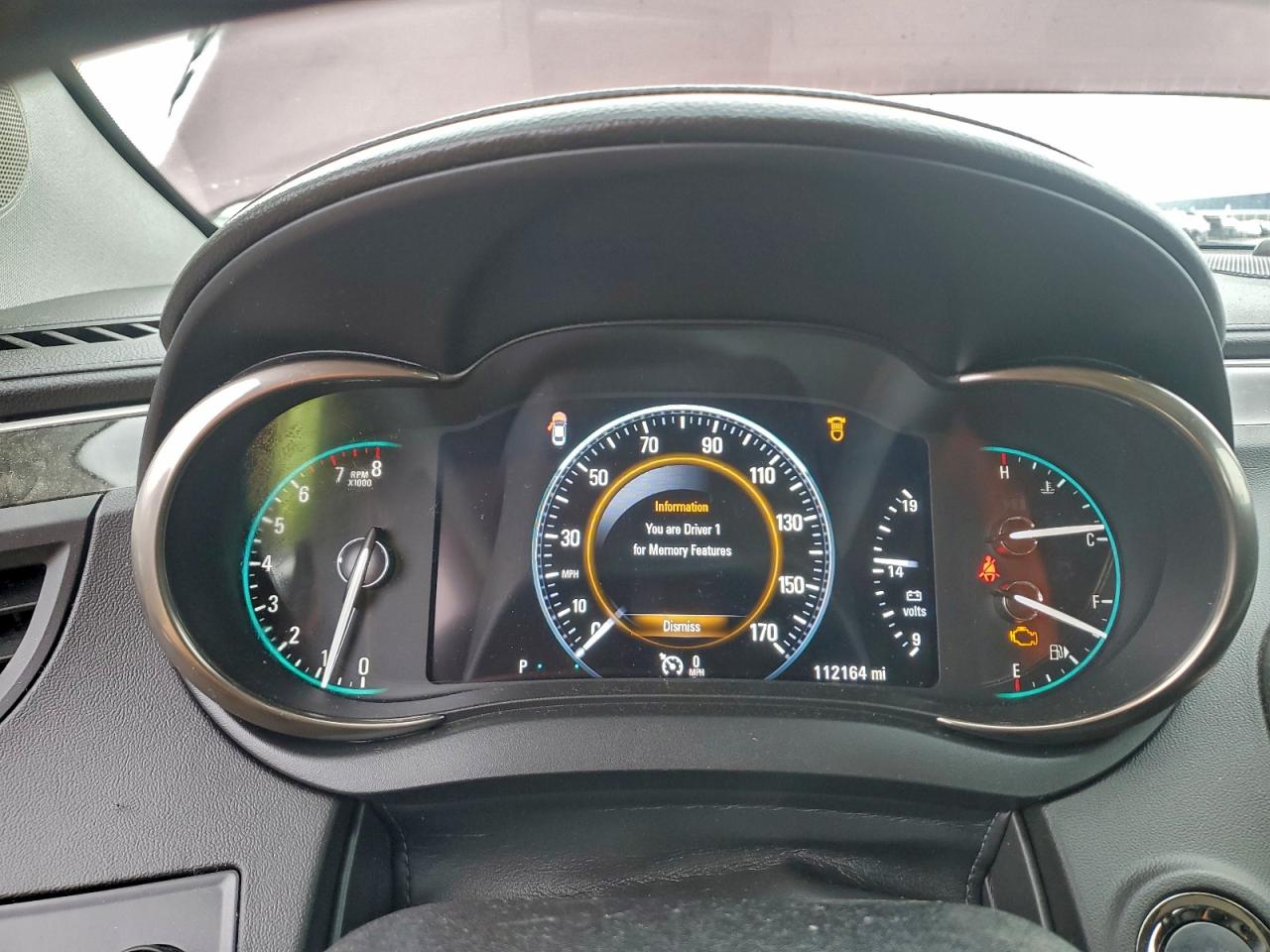 Buick LaCrosse Image 11