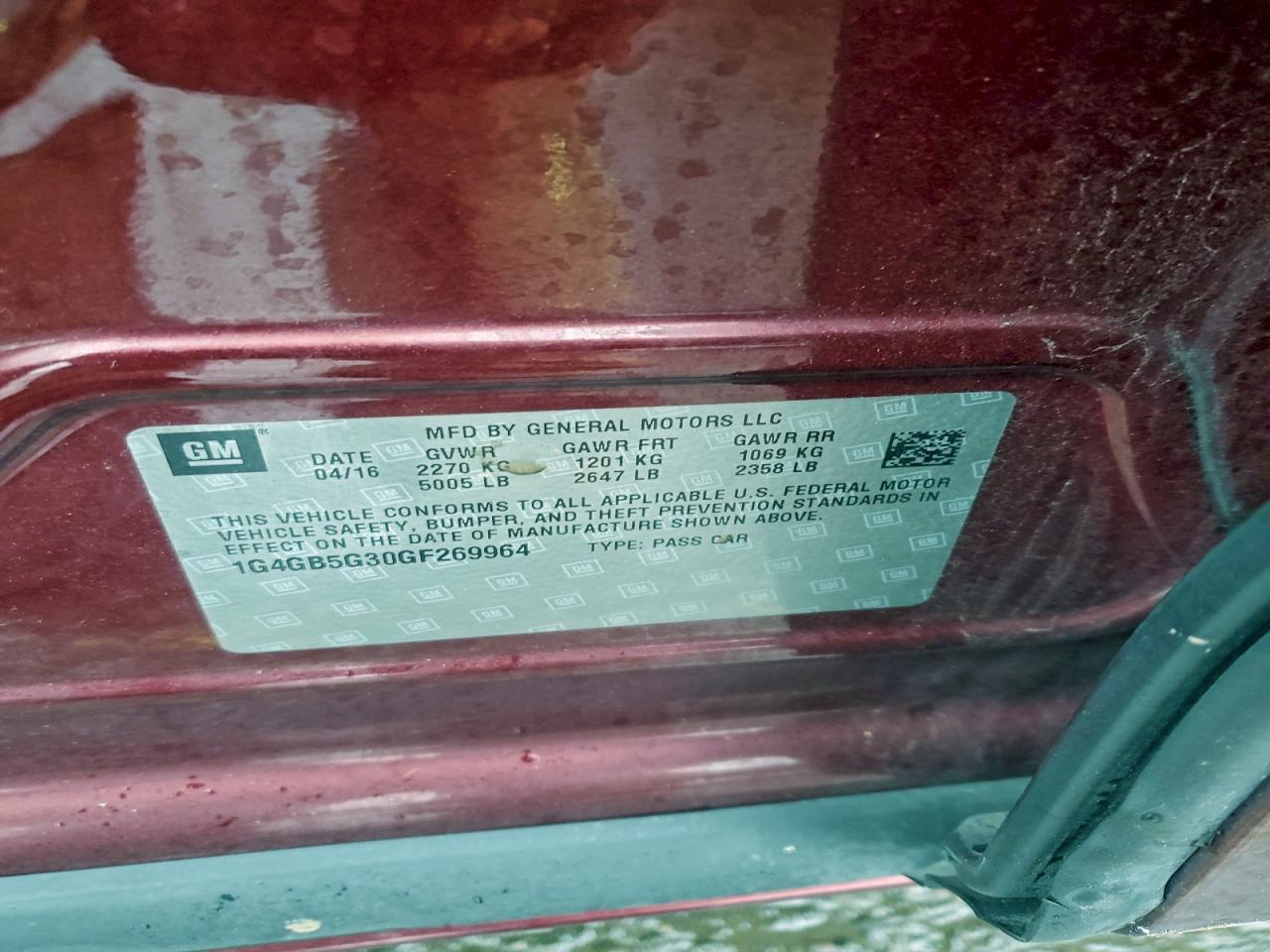 Buick LaCrosse Image 12