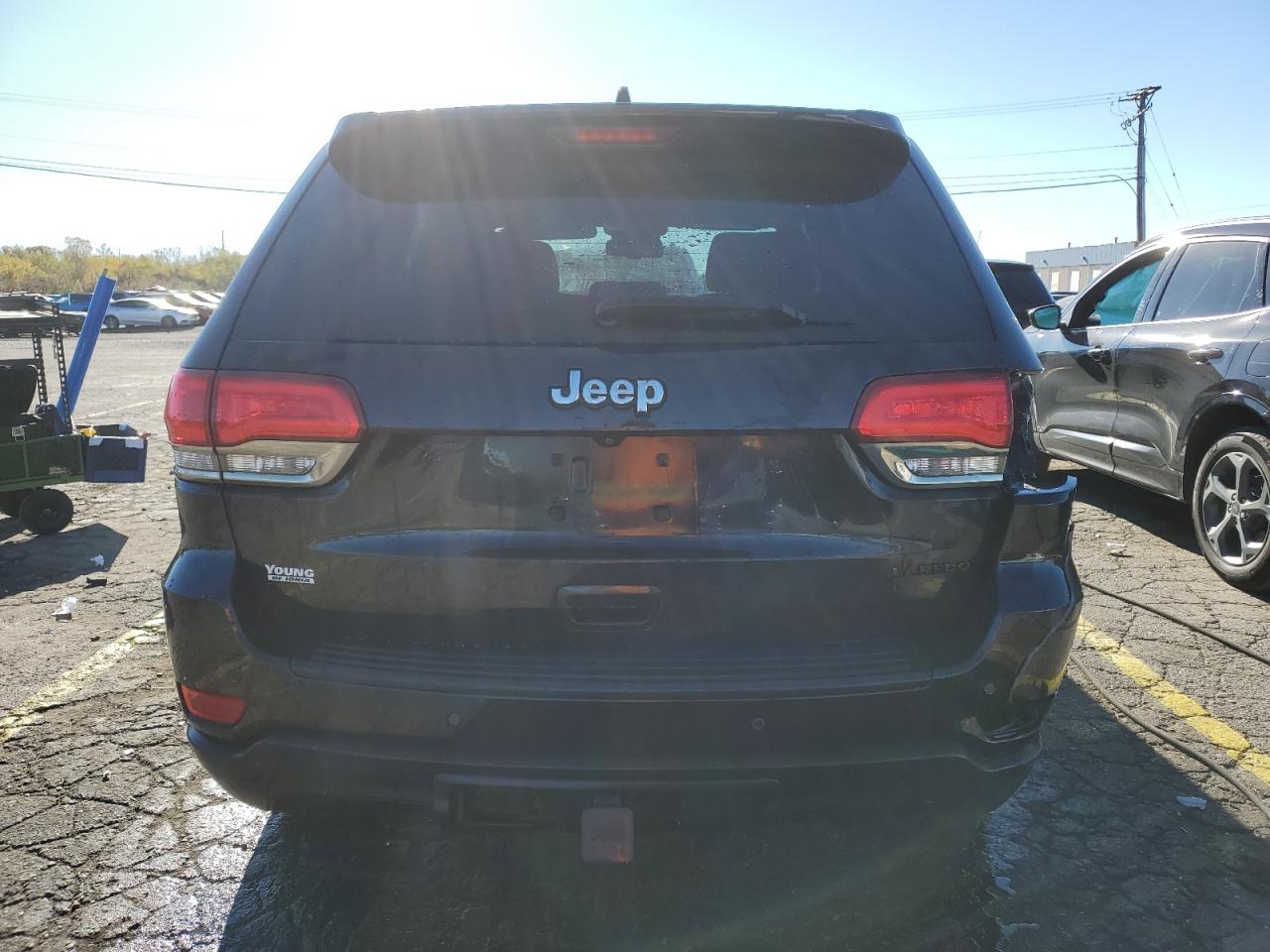 Jeep Grand Cherokee Laredo Image 8