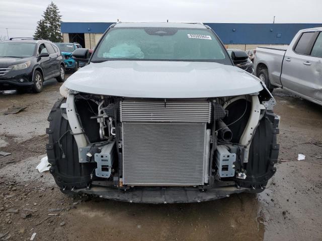 Ford Explorer Platinum Image 5