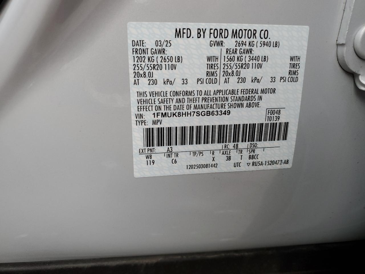 Ford Explorer Platinum Image 10