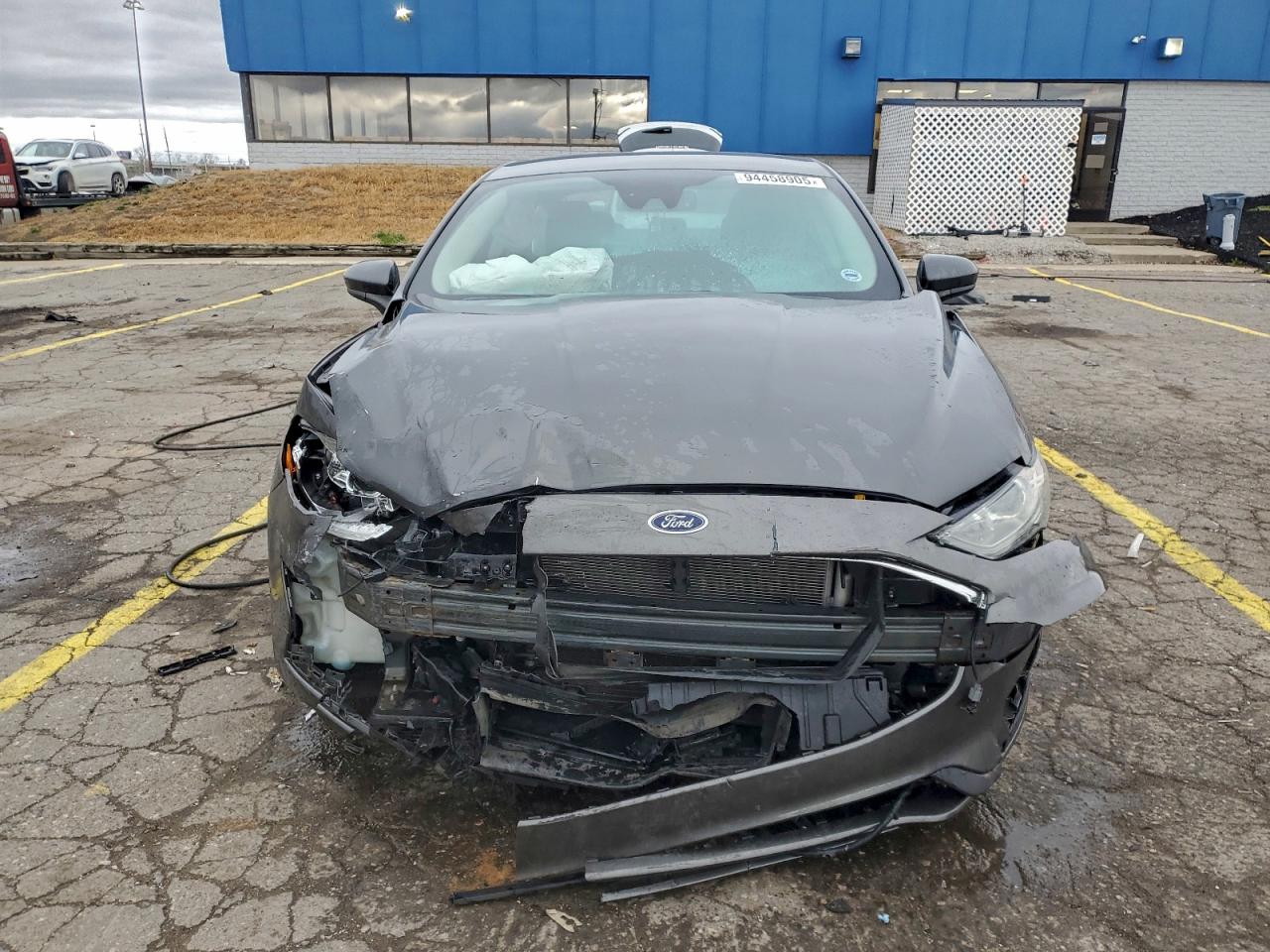 Ford Fusion Se Image 6