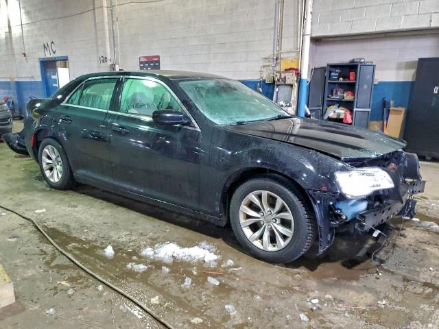 Chrysler 300 Limited Image 6