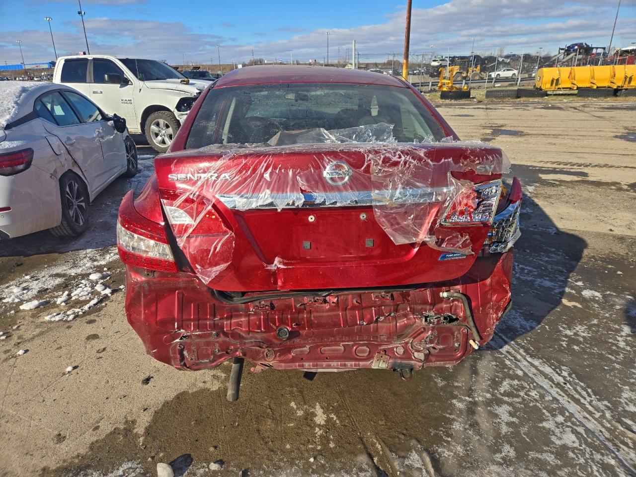 Nissan Sentra S Image 9