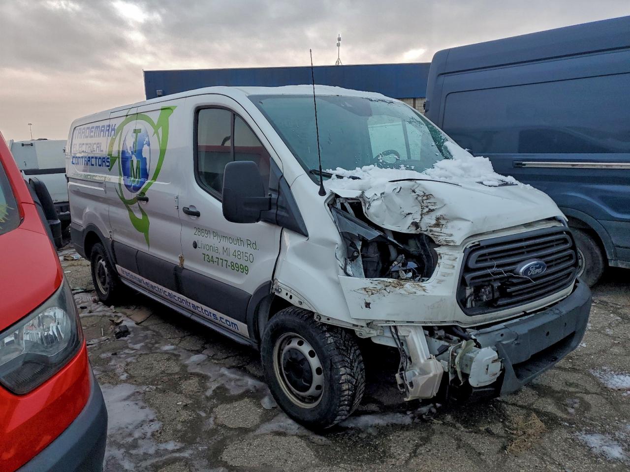 Ford Transit T-150 Image 11