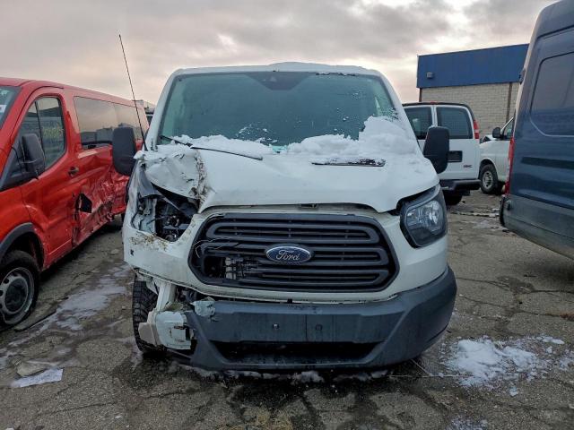 Ford Transit T-150 Image 2