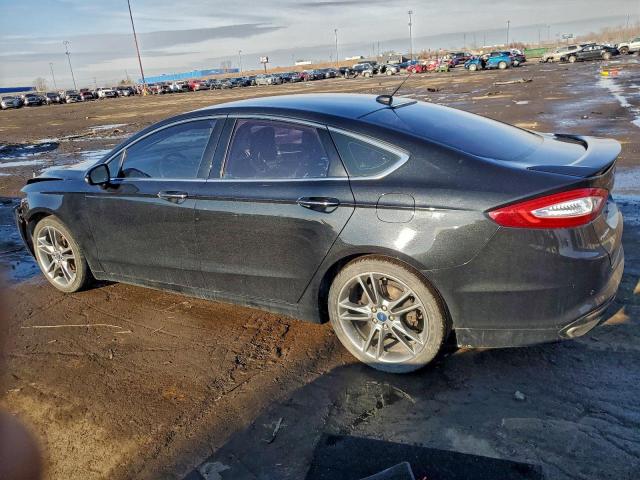 Ford Fusion Titanium Image 2