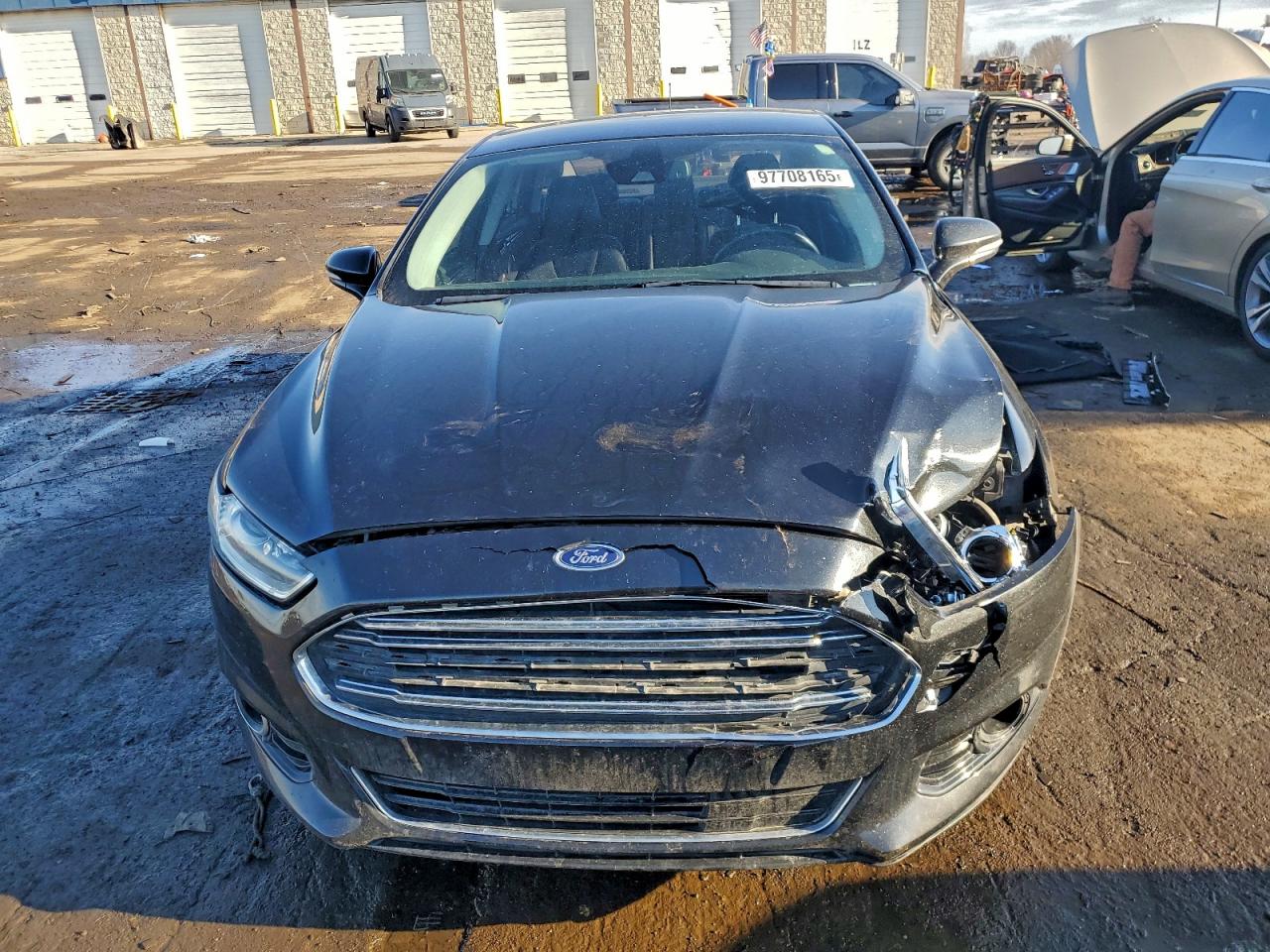 Ford Fusion Titanium Image 11