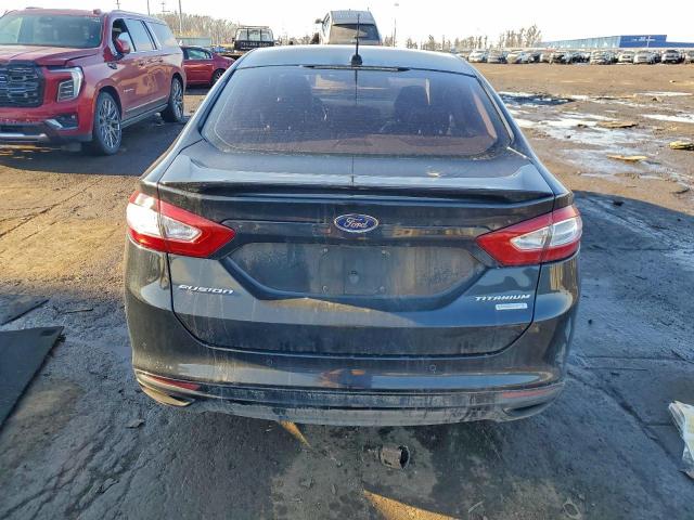 Ford Fusion Titanium Image 4