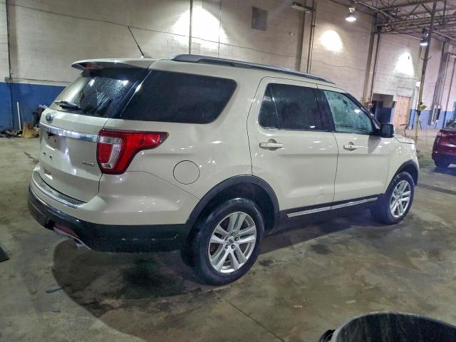 Ford Explorer Xlt Image 9