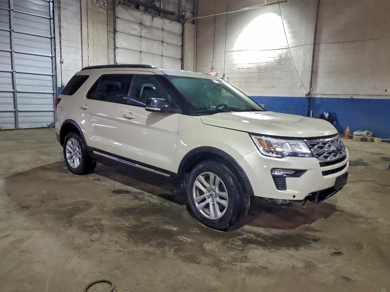 Ford Explorer Xlt Image 7