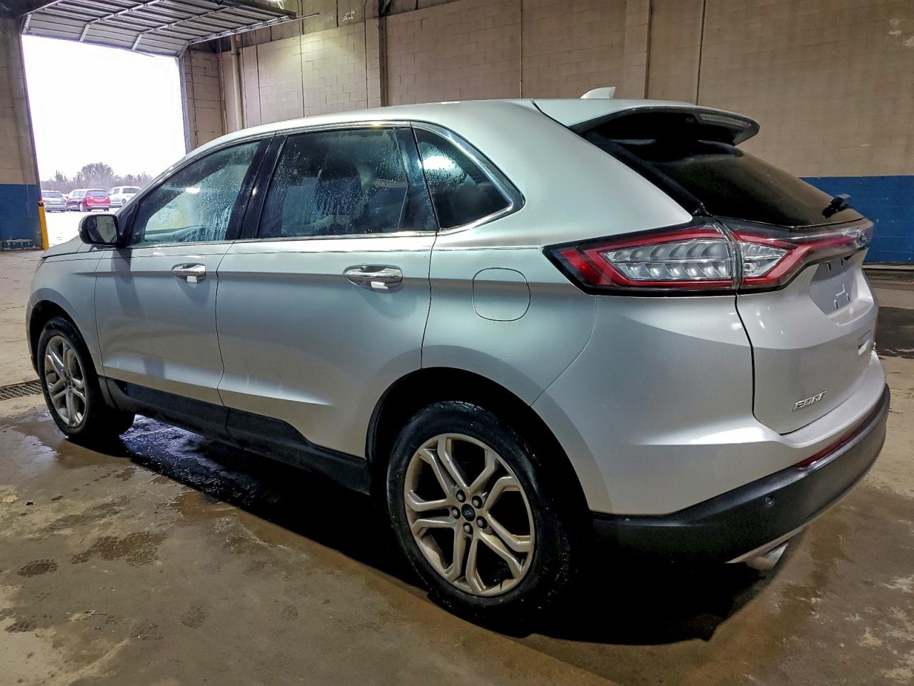 Ford Edge Titanium Image 2