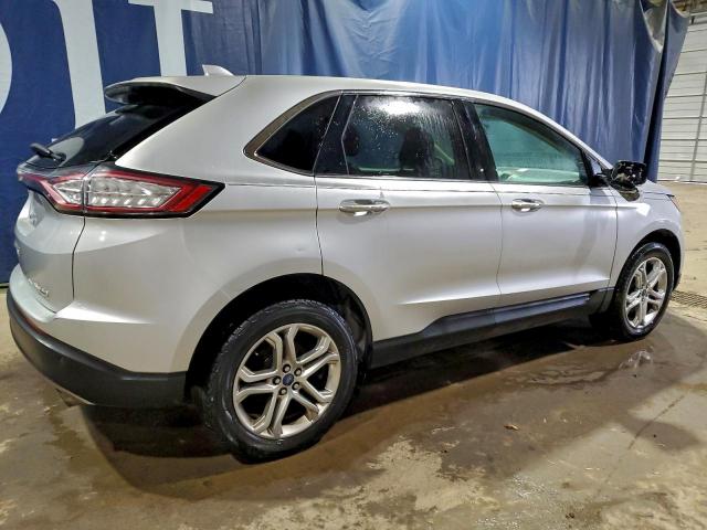 Ford Edge Titanium Image 3