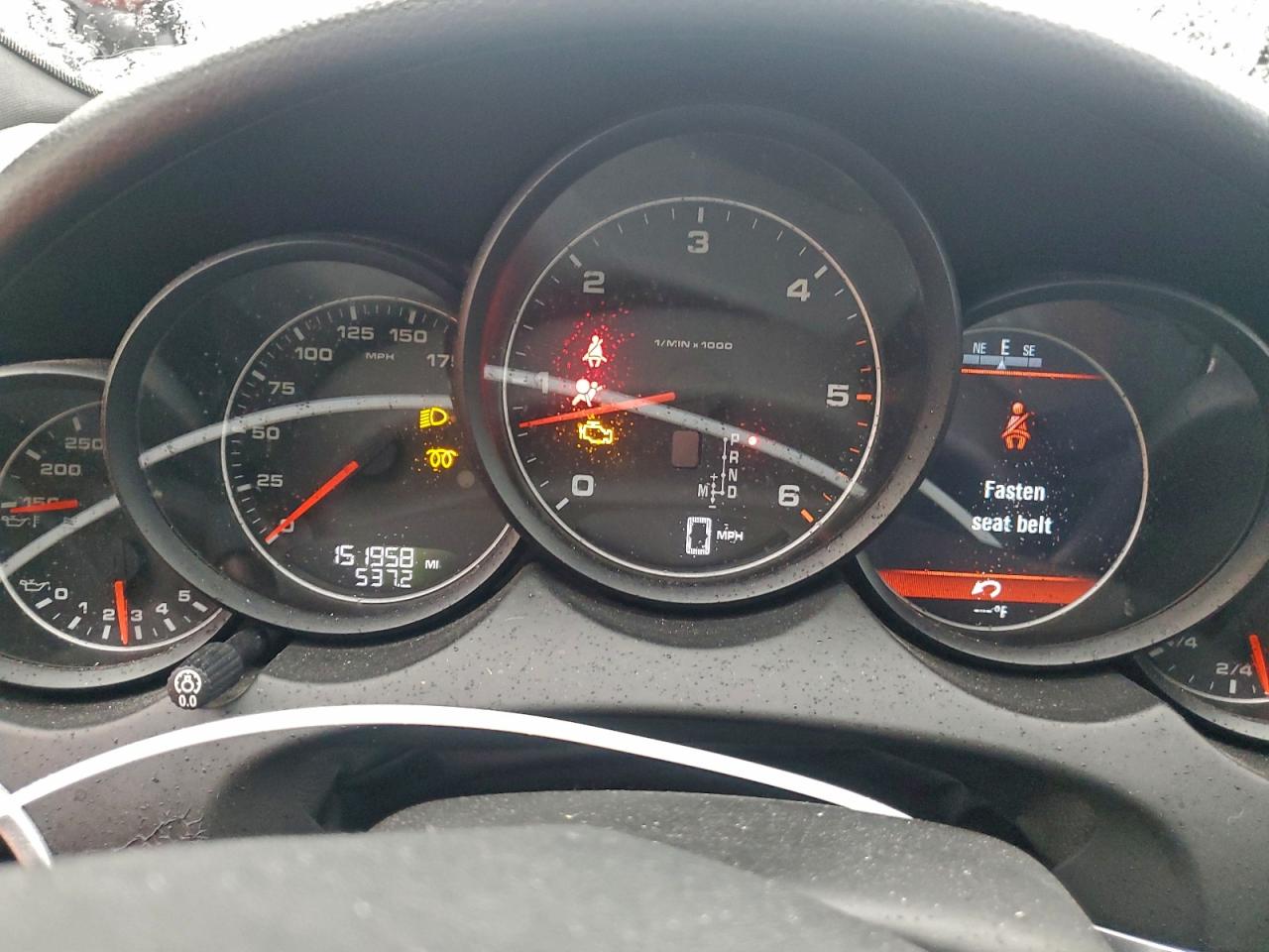 Porsche Cayenne Image 9