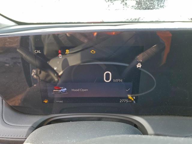 Buick Encore Sport Touring Image 2