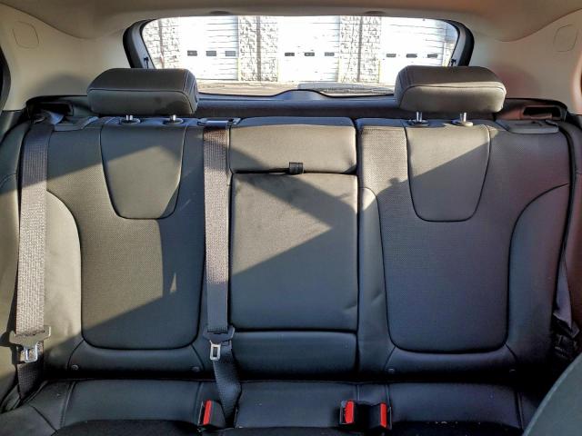 Buick Encore Sport Touring Image 10