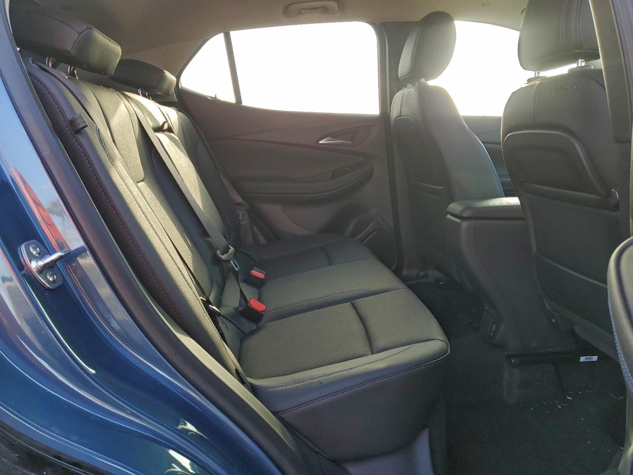 Buick Encore Sport Touring Image 8