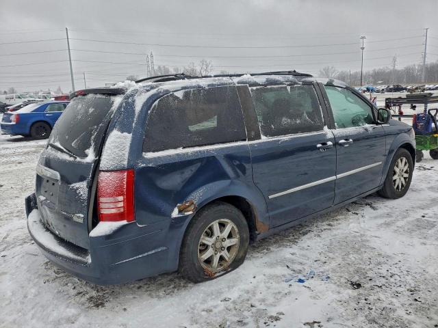 Chrysler Minivan Touring Image 6
