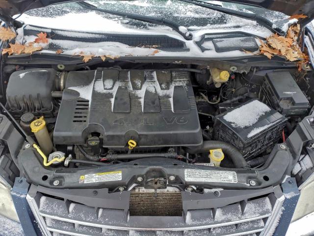 Chrysler Minivan Touring Image 8