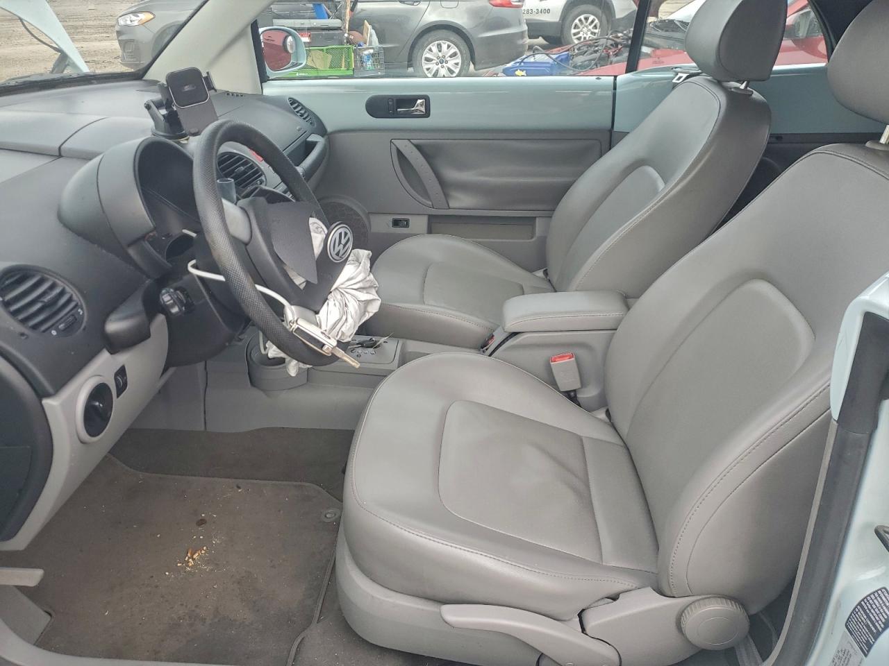 Volkswagen Beetle Gl Image 7