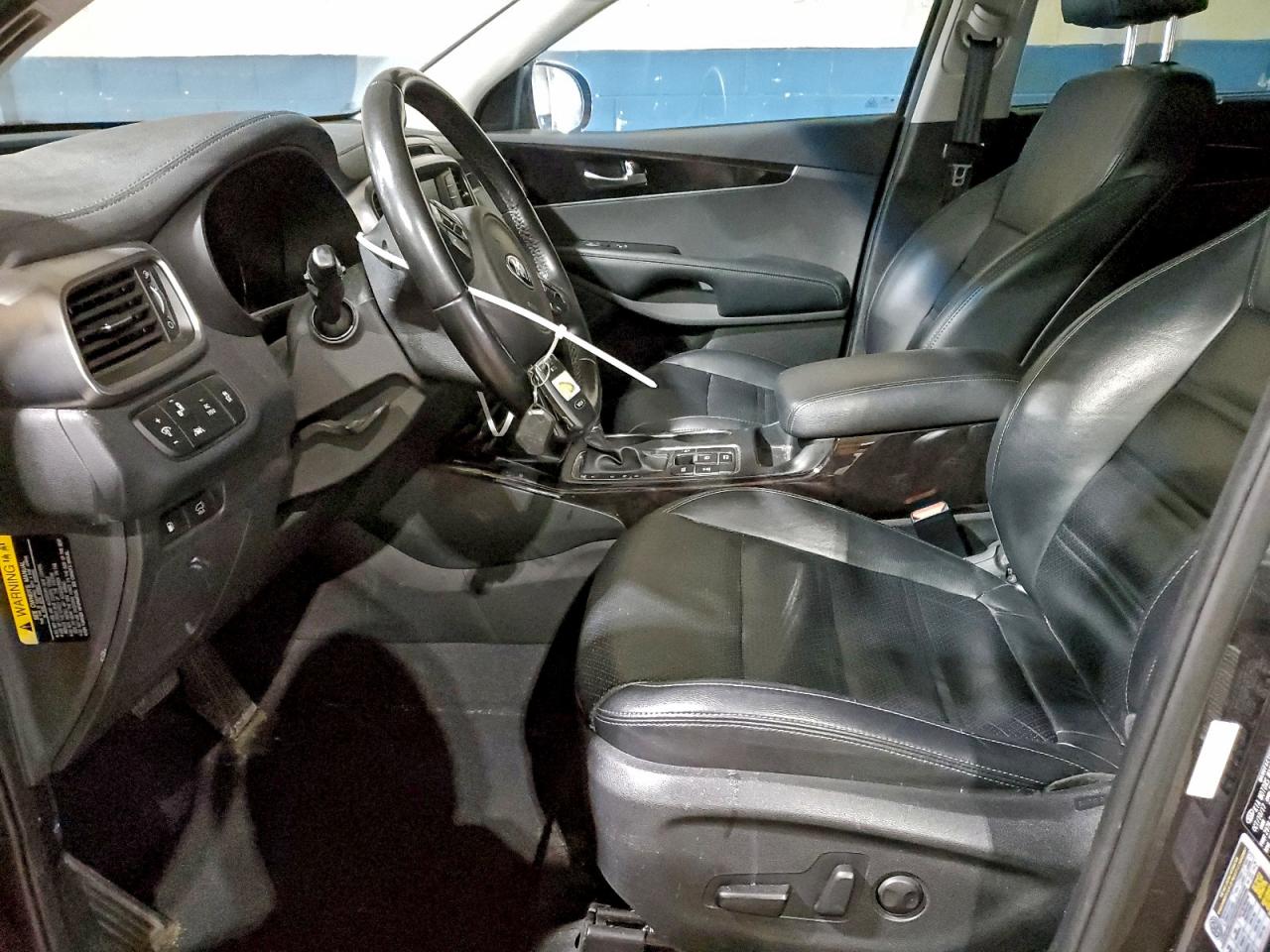 Kia Sorento Ex Image 12