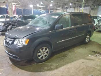  Salvage Chrysler Minivan
