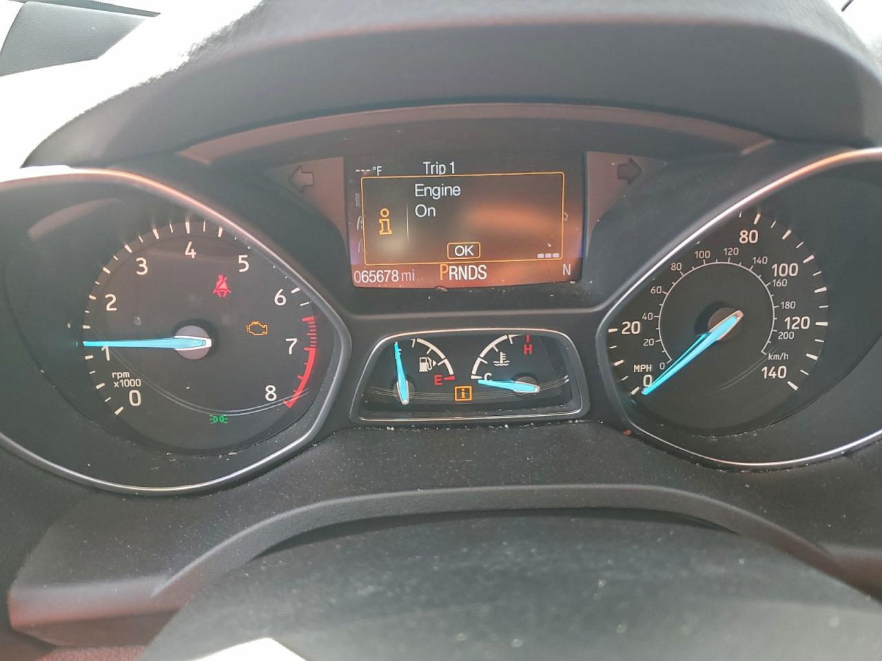 Ford Escape Titanium Image 14