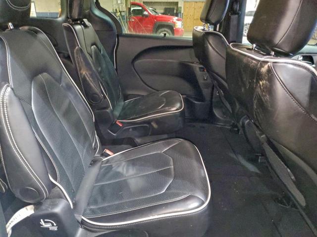 Chrysler Pacifica Limited Image 14