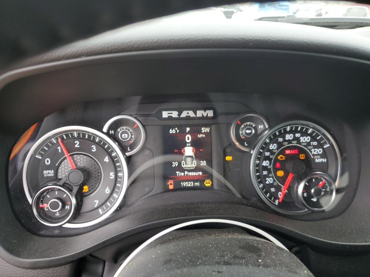 Ram 1500 Big Horn/lone Star Image 9