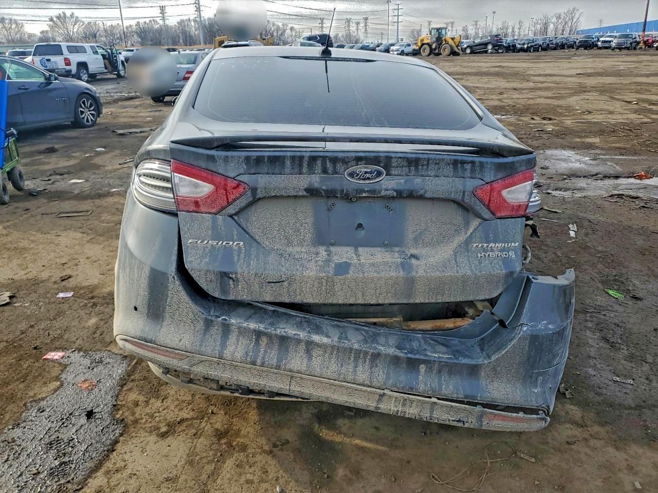 Ford Fusion Titanium Hev Image 4