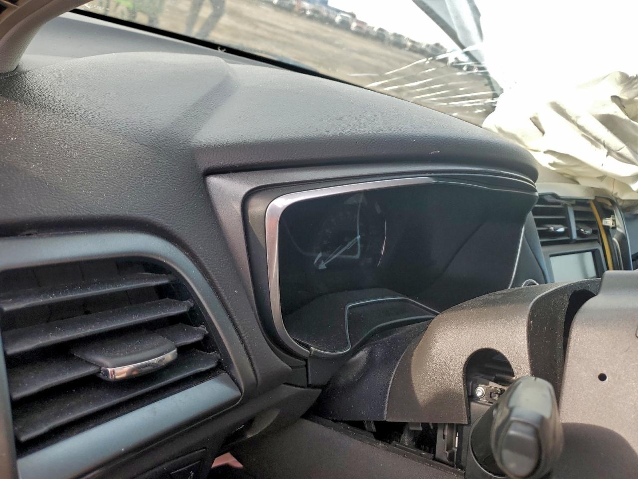 Ford Fusion Titanium Hev Image 6