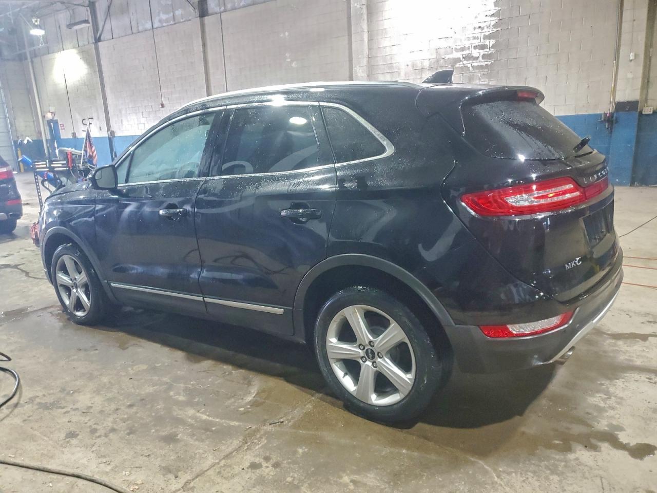 Lincoln MKC Premiere Image 3