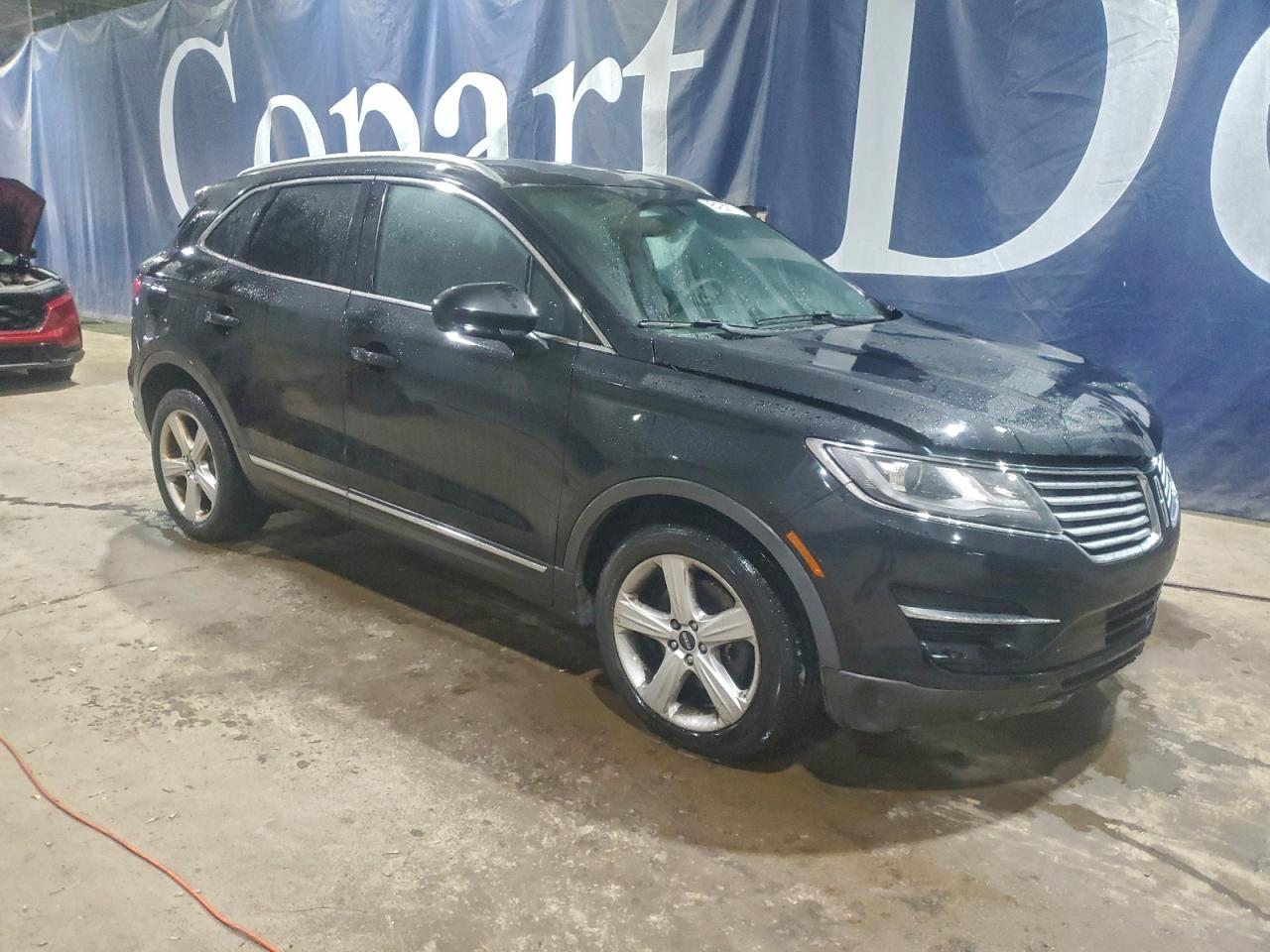 Lincoln MKC Premiere Image 2